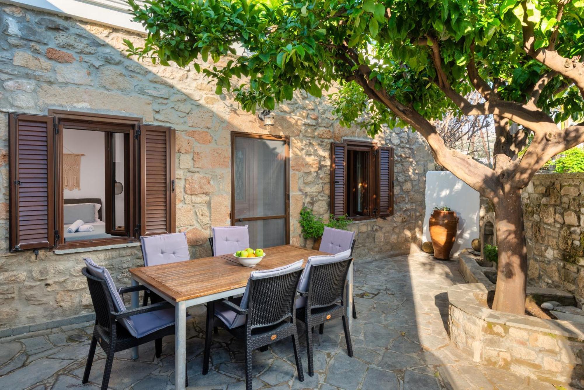 Villa Claudia In Lardos Exterior foto