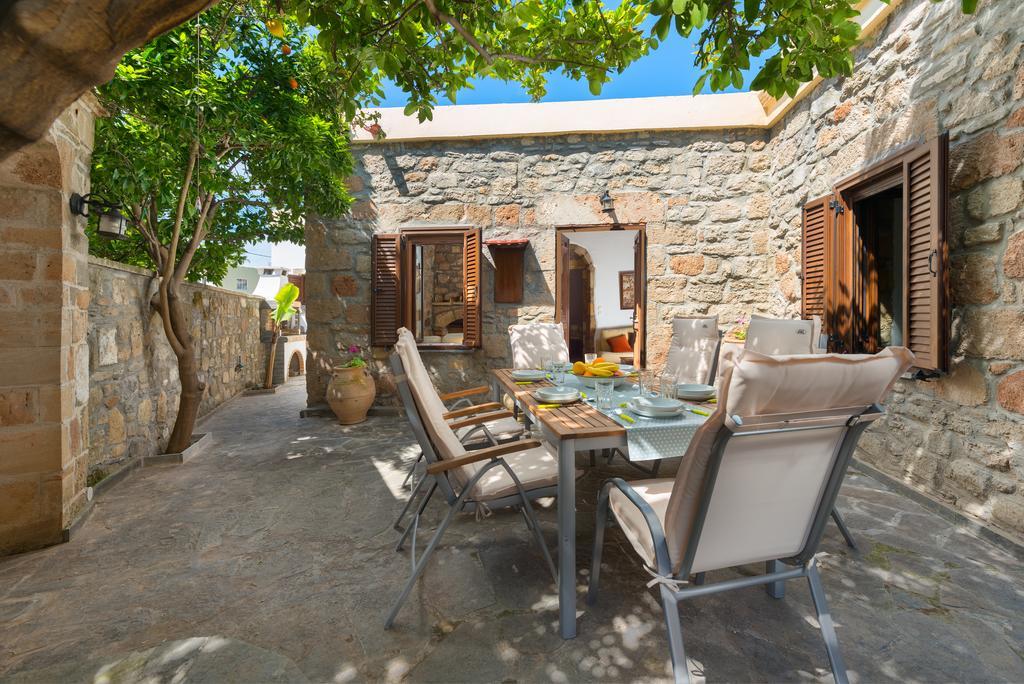 Villa Claudia In Lardos Exterior foto